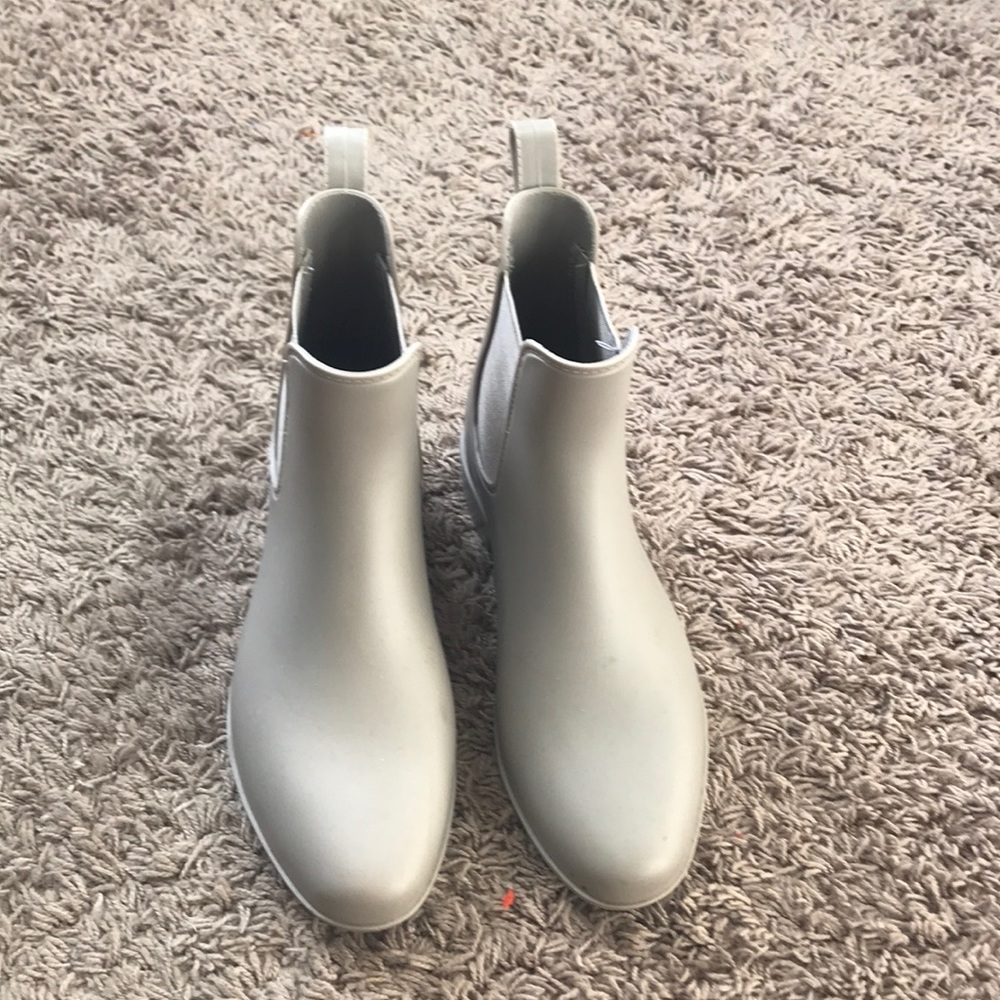 Rain boots